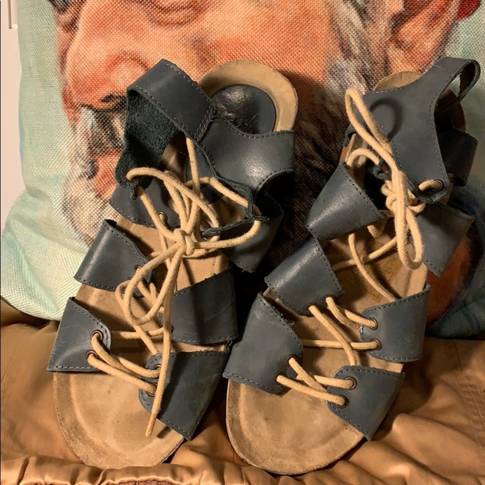 Coolway Gante gladiator wedge sandal